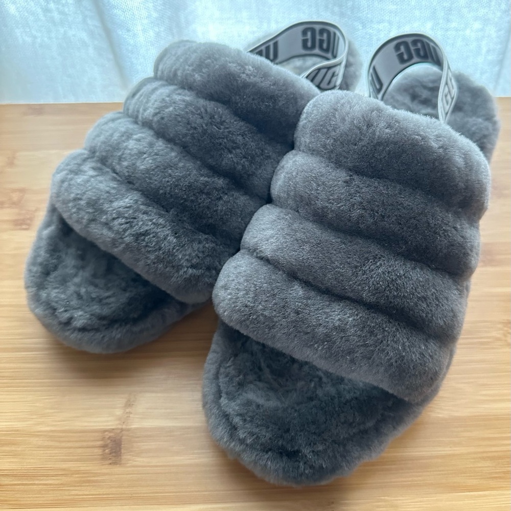 Ugg Women's Fluff Yeah Slide Sandal Slippers Size 10 Charcoal